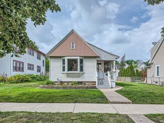 147 Isabel St W, Saint Paul, MN 55107