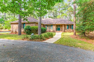 34 Devon Dr, Pinehurst, NC 28374