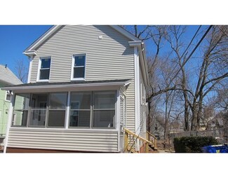 17 Pickett Place, Springfield, MA 01109