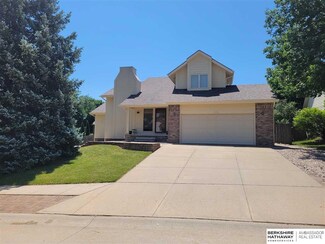 15741 Charles St, Omaha, NE 68118