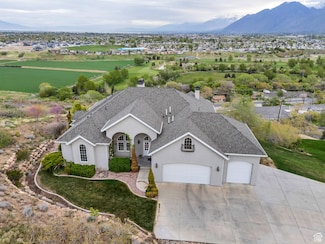 2382 S Spanish Oaks Dr, Spanish Fork, UT 84660