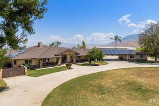 38792 Comanche Point Rd, Arvin, CA 93203