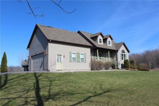 4793 Bennetts Corners Rd, Holley, NY 14470