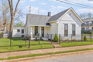 1123 Glenview Dr, Nashville, TN 37206
