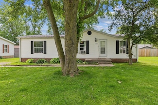 1609 Foraker Ave, Findlay, OH 45840