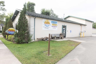 220 Elkhorn Rd, Williams Bay, WI 53191