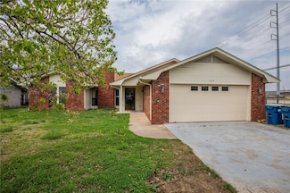 1813 Crouch St, Bentonville, AR 72712