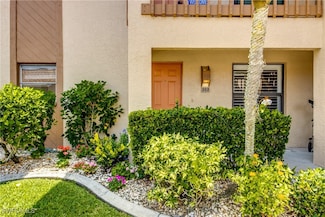 15350 Moonraker Ct Unit 303, North Fort Myers, FL 33917