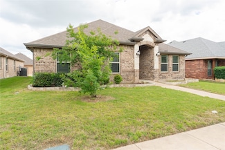 210 Cool Meadows Ln, Red Oak, TX 75154