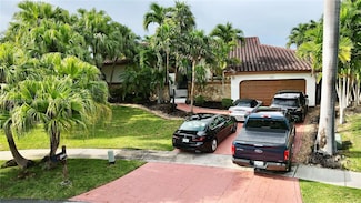 8101 SW 203rd St, Cutler Bay, FL 33189