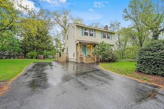 12 Kameha Dr, Billerica, MA 01821