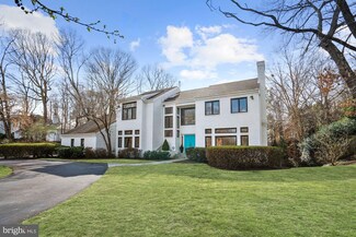 6712 Bonaventure Ct, Bethesda, MD 20817