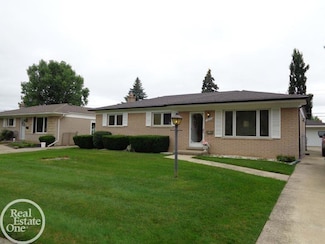 13033 Plumbrook Rd, Sterling Heights, MI 48312