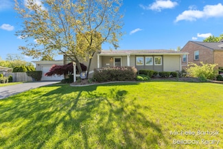 1424 Ridgewood Ave SE, Grand Rapids, MI 49506