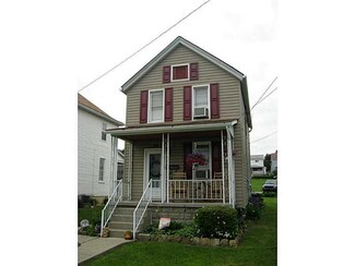 318 Delaware Ave, Scottdale, PA 15683