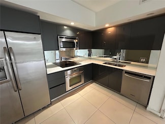 31 SE 6th St Unit 407, Miami, FL 33131