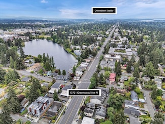 13721 Greenwood Ave N Unit A, Seattle, WA 98133