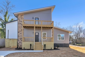 205 Blackwood St, Greenville, SC 29611