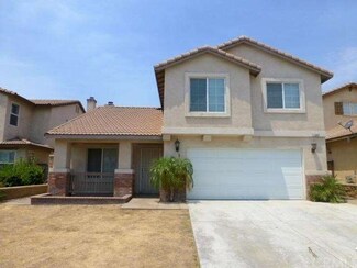 7388 Peppertree Ln, Fontana, CA 92336