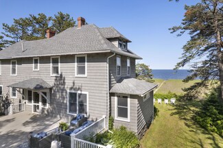 411 & 419 Seaside Ave, Saco, ME 04072