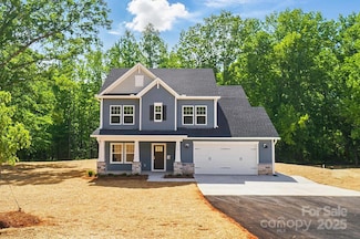 910 Westminster Dr, Statesville, NC 28677
