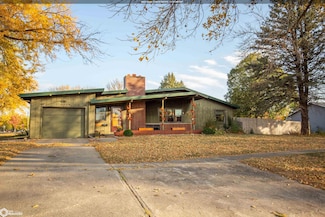 1605 E Nebraska St, Algona, IA 50511