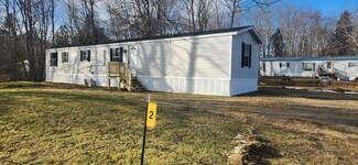 2 Center Rd, Searsport, ME 04974