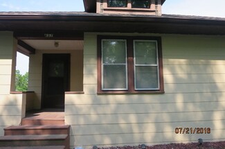 827 Porter St, Joliet, IL 60432