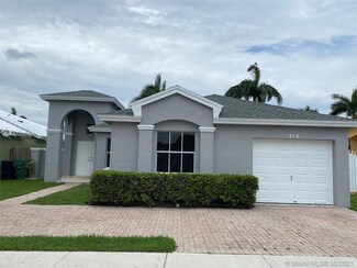 910 NW 131st Ave, Miami, FL 33182