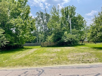 201 Thompson St, Urbana, OH 43078