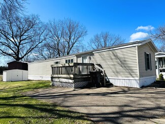 2330 E Main St Unit 66, Niles, MI 49120