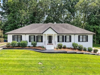 245 Heathcliff Place, Winston Salem, NC 27104