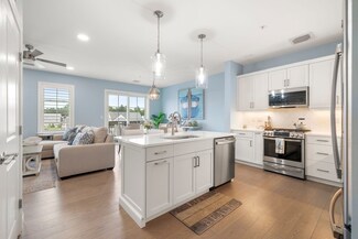 3 Mariners Way Unit 311, Plymouth, MA 02360
