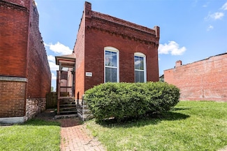 3454 Itaska St, Saint Louis, MO 63111