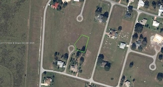817 Trident Ct, Sebring, FL 33876