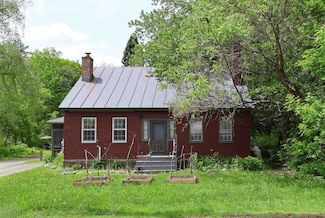 3 MacE Hill Rd, Hartland, VT 05048