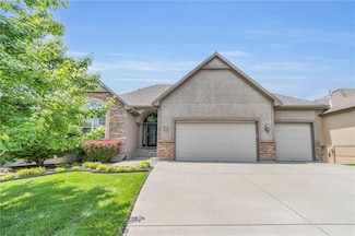 1210 Kettering Ln, Raymore, MO 64083