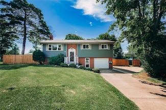 60 Shryock Ave, Indiana, PA 15701