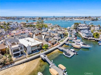 129 N Bay Front, Newport Beach, CA 92662