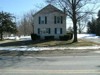 4237 E Shelby Rd, Medina, NY 14103