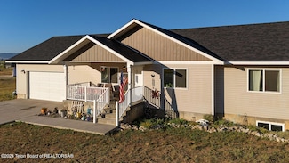 17 Ponderosa Place, Star Valley Ranch, WY 83127