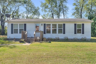 99 E Carter St, Wheatfield, IN 46392