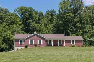13295 E Carter Rd, Bloomfield, IN 47424