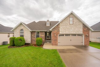 987 S Redwood Ct, Nixa, MO 65714