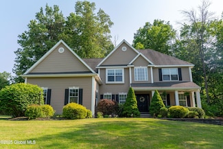 76 Hoffman Ct, Ballston Spa, NY 12020