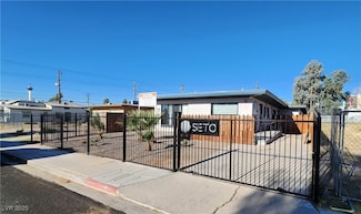 218 S 11th St Unit 4, Las Vegas, NV 89101