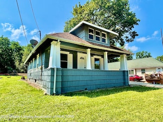 328 E Cavanaugh Rd, Lansing, MI 48910