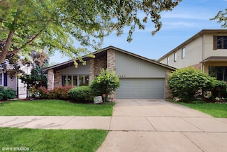 2443 Maple St, River Grove, IL 60171