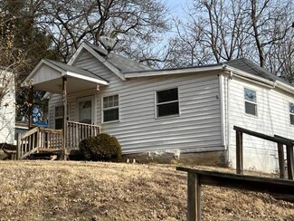 2903 N 6th St, Saint Joseph, MO 64505