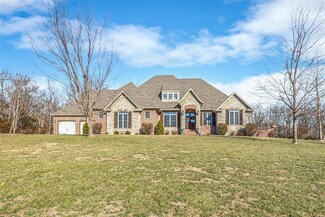960 Cobblestone Ct, Lebanon, MO 65536
